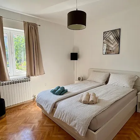 Apartment Mediterranean Family With Garden, Sea & Mountain View *